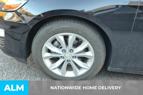 More photos of 2024 Chevrolet Malibu LT at ALM Hyundai Florence, SC