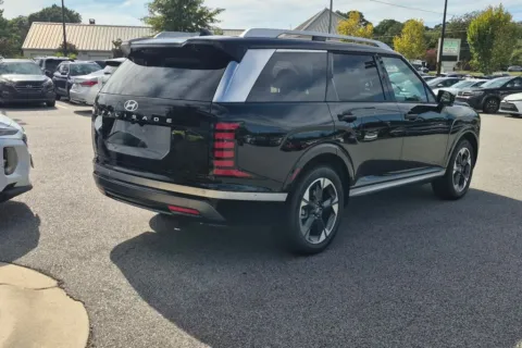 More photos of 2026 Hyundai Palisade Hybrid Limited at ALM Hyundai Florence, SC
