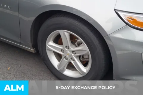 More photos of 2024 Chevrolet Malibu LT at ALM Hyundai Florence, SC