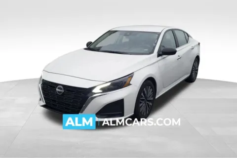 White 2024 Nissan Altima 2.5 SV for sale in Florence, SC