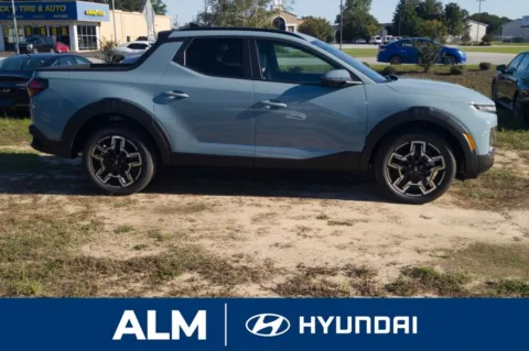 More photos of 2026 Hyundai Santa Cruz Limited at ALM Hyundai Florence, SC