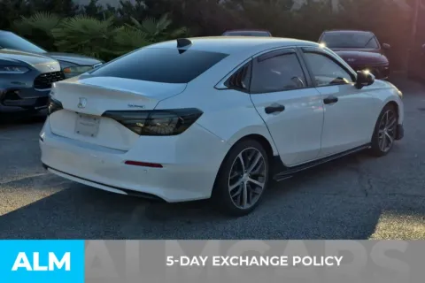 More photos of 2022 Honda Civic Touring at ALM Hyundai Florence, SC