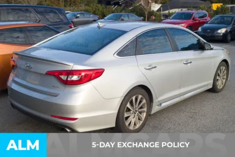 More photos of 2017 Hyundai Sonata Sport at ALM Hyundai Florence, SC