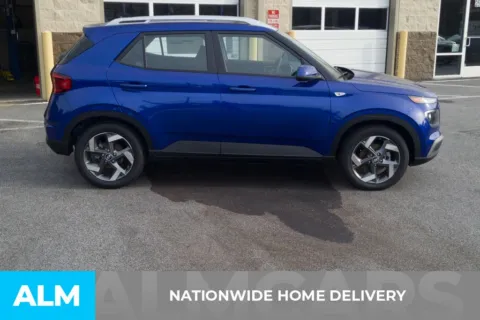 More photos of 2025 Hyundai Venue SEL at ALM Hyundai Florence, SC