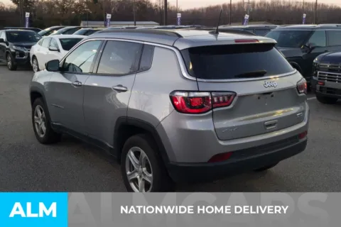 More photos of 2024 Jeep Compass Latitude at ALM Hyundai Florence, SC