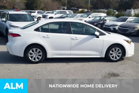 More photos of 2023 Toyota Corolla LE at ALM Hyundai Florence, SC