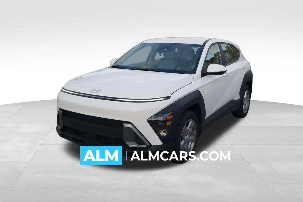 White 2025 Hyundai Kona SE for sale in Florence, SC