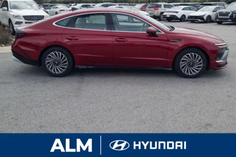 More photos of 2026 Hyundai Sonata Hybrid SEL at ALM Hyundai Florence, SC
