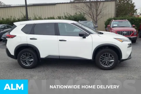 More photos of 2023 Nissan Rogue S at ALM Hyundai Florence, SC