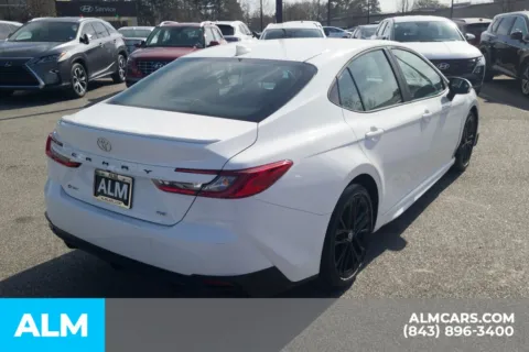 More photos of 2025 Toyota Camry SE at ALM Hyundai Florence, SC