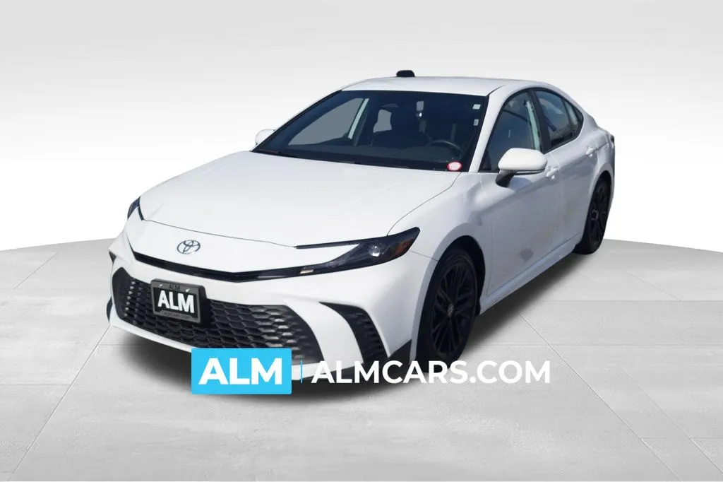 White 2025 Toyota Camry SE for sale in Florence, SC