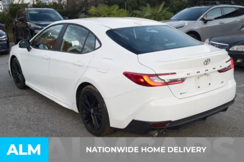 More photos of 2025 Toyota Camry SE at ALM Hyundai Florence, SC