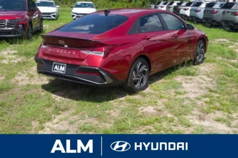 More photos of 2025 Hyundai Elantra SEL Sport at ALM Hyundai Florence, SC