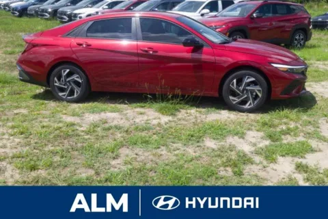 More photos of 2025 Hyundai Elantra SEL Sport at ALM Hyundai Florence, SC