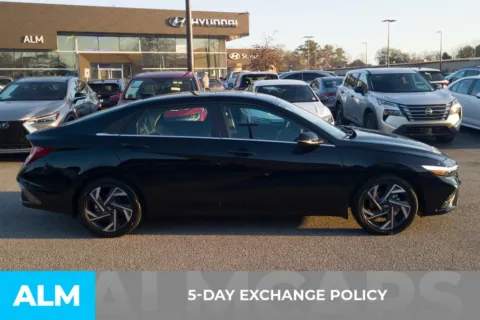 More photos of 2025 Hyundai Elantra Hybrid Limited at ALM Hyundai Florence, SC