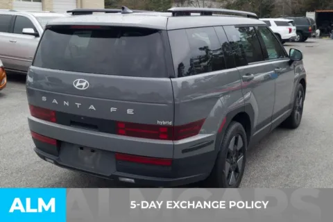 More photos of 2024 Hyundai Santa Fe Hybrid SEL at ALM Hyundai Florence, SC