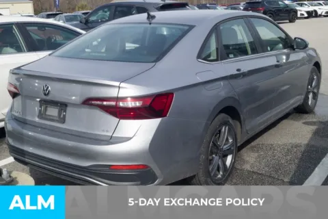 More photos of 2024 Volkswagen Jetta 1.5T SE at ALM Hyundai Florence, SC