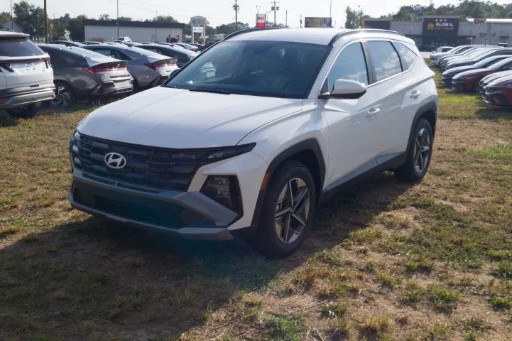 White 2026 Hyundai Tucson SEL for sale in Florence, SC