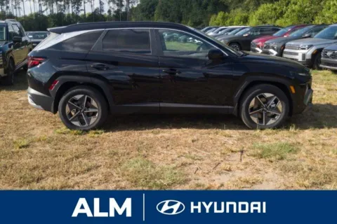More photos of 2026 Hyundai Tucson SEL at ALM Hyundai Florence, SC