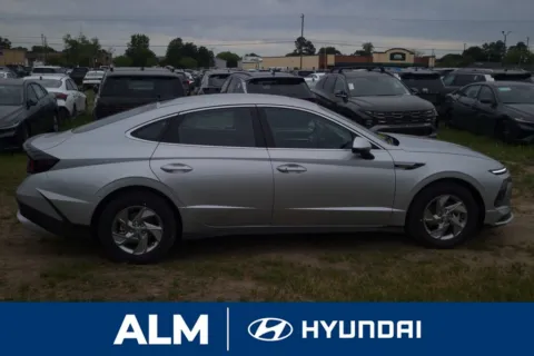 More photos of 2026 Hyundai Sonata SE at ALM Hyundai Florence, SC