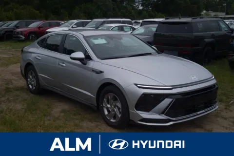 More photos of 2026 Hyundai Sonata SE at ALM Hyundai Florence, SC