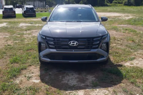 Photos of 2026 Hyundai Tucson SEL for sale in Florence, SC at ALM Hyundai Florence