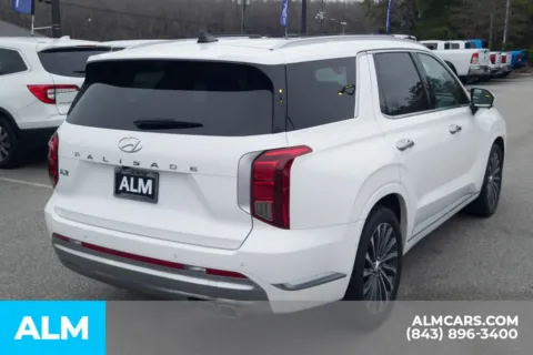 More photos of 2024 Hyundai Palisade Calligraphy at ALM Hyundai Florence, SC