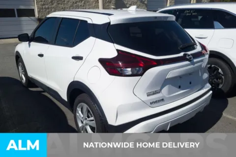 More photos of 2022 Nissan Kicks S at ALM Hyundai Florence, SC