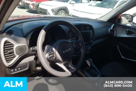 More photos of 2024 Kia Soul LX at ALM Hyundai Florence, SC