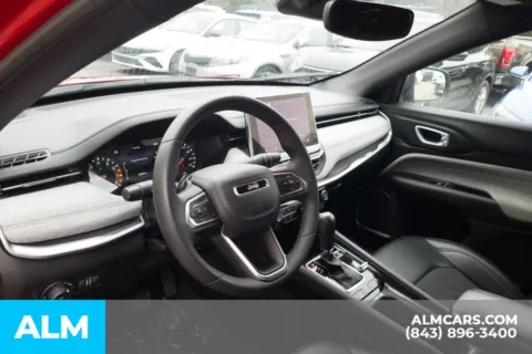 More photos of 2024 Jeep Compass Latitude at ALM Hyundai Florence, SC