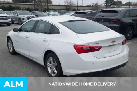 More photos of 2024 Chevrolet Malibu LT at ALM Hyundai Florence, SC