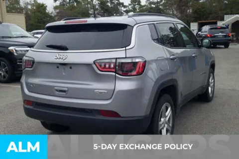 More photos of 2024 Jeep Compass Latitude at ALM Hyundai Florence, SC