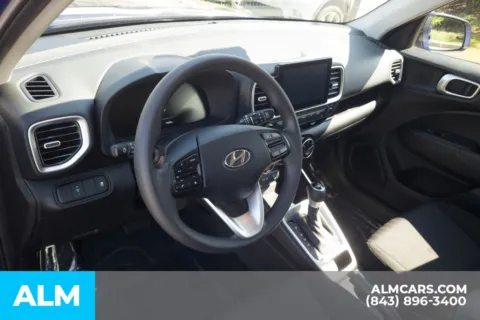 More photos of 2025 Hyundai Venue SE at ALM Hyundai Florence, SC