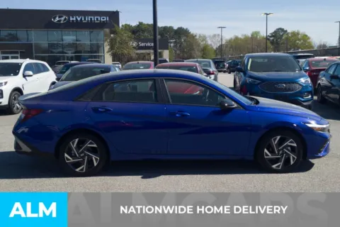 More photos of 2025 Hyundai Elantra SEL Sport at ALM Hyundai Florence, SC