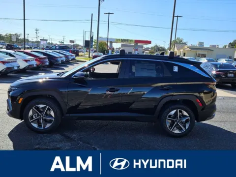 More photos of 2025 Hyundai Tucson Hybrid SEL Convenience at ALM Hyundai Florence, SC