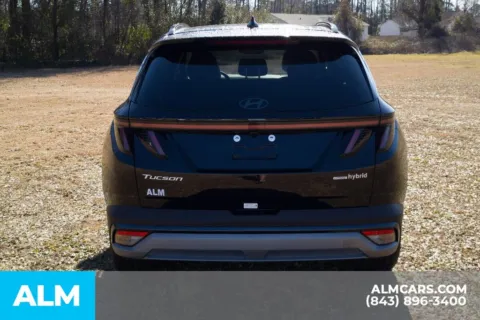 More photos of 2025 Hyundai Tucson Hybrid Limited at ALM Hyundai Florence, SC