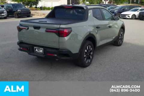 More photos of 2025 Hyundai Santa Cruz SEL at ALM Hyundai Florence, SC