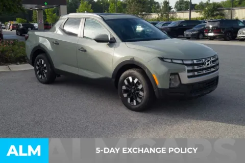 More photos of 2025 Hyundai Santa Cruz SEL at ALM Hyundai Florence, SC