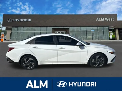 More photos of 2025 Hyundai Elantra SEL Convenience at ALM Hyundai Florence, SC