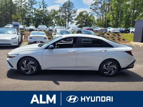 More photos of 2025 Hyundai Elantra SEL Sport at ALM Hyundai Florence, SC
