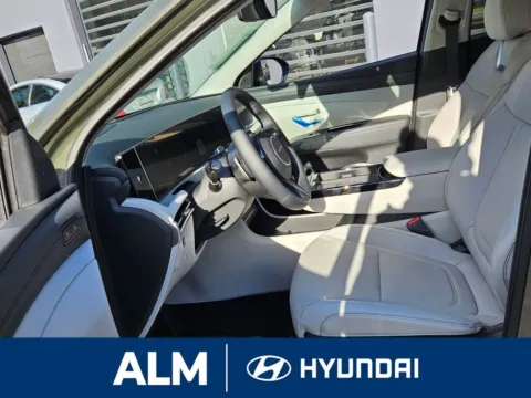 More photos of 2025 Hyundai Tucson Limited at ALM Hyundai Florence, SC