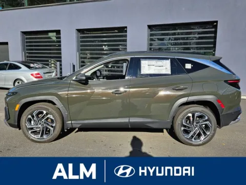 More photos of 2025 Hyundai Tucson Limited at ALM Hyundai Florence, SC
