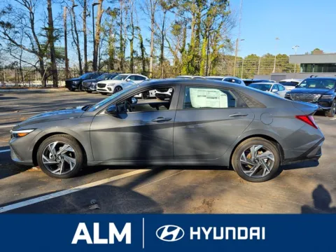 Photos of 2025 Hyundai Elantra SEL Sport for sale in Florence, SC at ALM Hyundai Florence