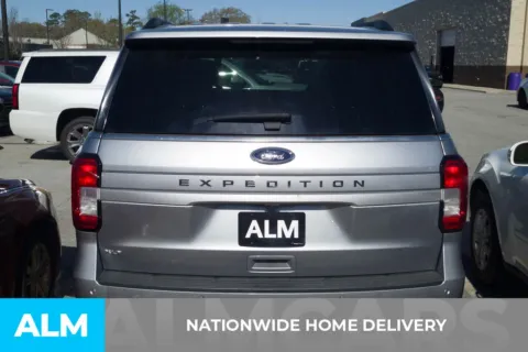More photos of 2024 Ford Expedition XLT at ALM Hyundai Florence, SC