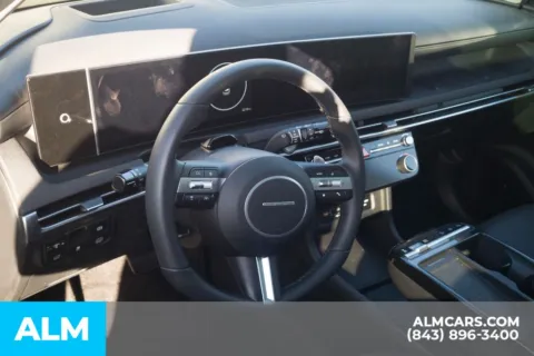 More photos of 2025 Hyundai Tucson Hybrid Limited at ALM Hyundai Florence, SC