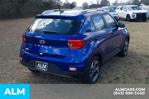 More photos of 2025 Hyundai Venue Limited at ALM Hyundai Florence, SC