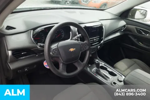 More photos of 2020 Chevrolet Traverse LS at ALM Hyundai Florence, SC