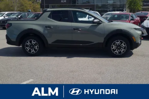 More photos of 2026 Hyundai Santa Cruz XRT at ALM Hyundai Florence, SC