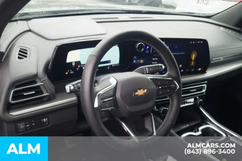 More photos of 2025 Chevrolet Traverse LT at ALM Hyundai Florence, SC
