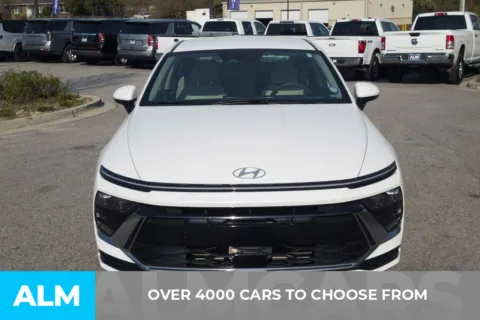 Photos of 2024 Hyundai Sonata SEL for sale in Florence, SC at ALM Hyundai Florence